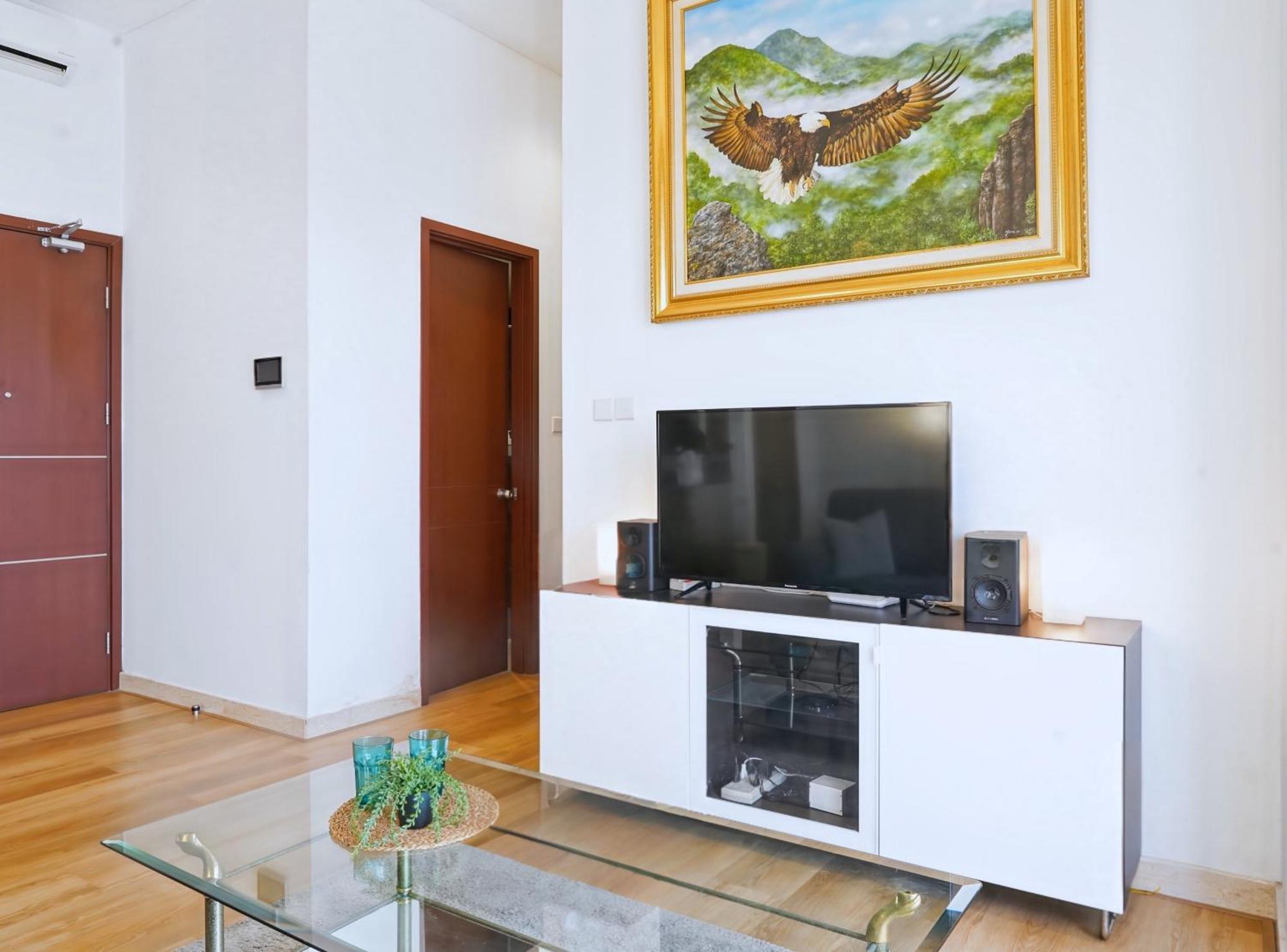 2Br Lucky Tower Residence Jakarta Old Town Top Floor Condo Dış mekan fotoğraf